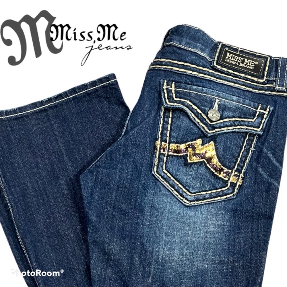 Miss Me Size 32 EUC JD1047B Boot Cut Sequin Jeans